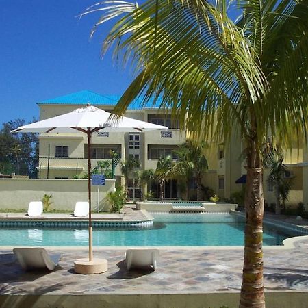 Lovely Apartment In Flic En Flac, Close To The Beach And All Amenities. Eksteriør billede