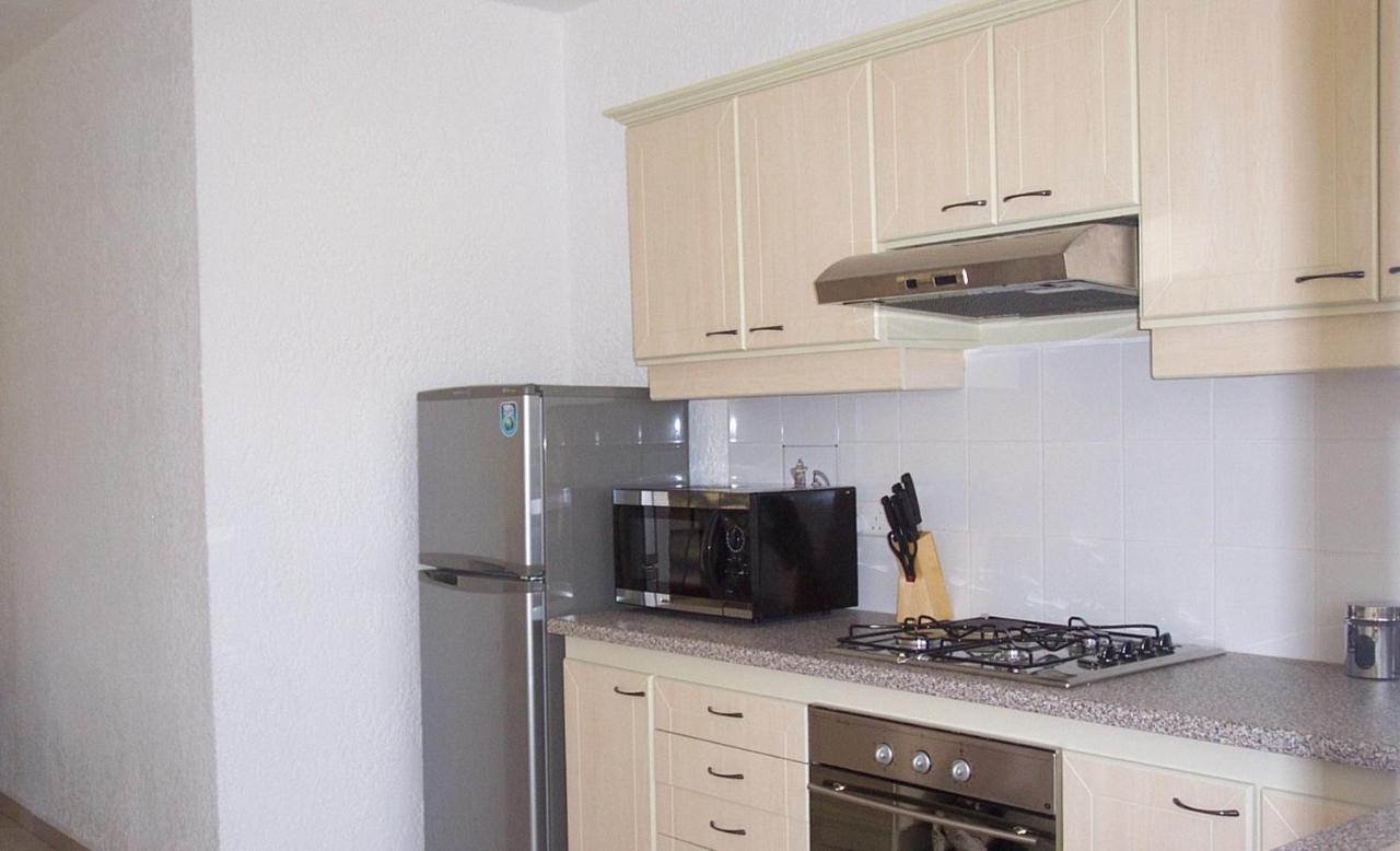 Lovely Apartment In Flic En Flac, Close To The Beach And All Amenities. Eksteriør billede