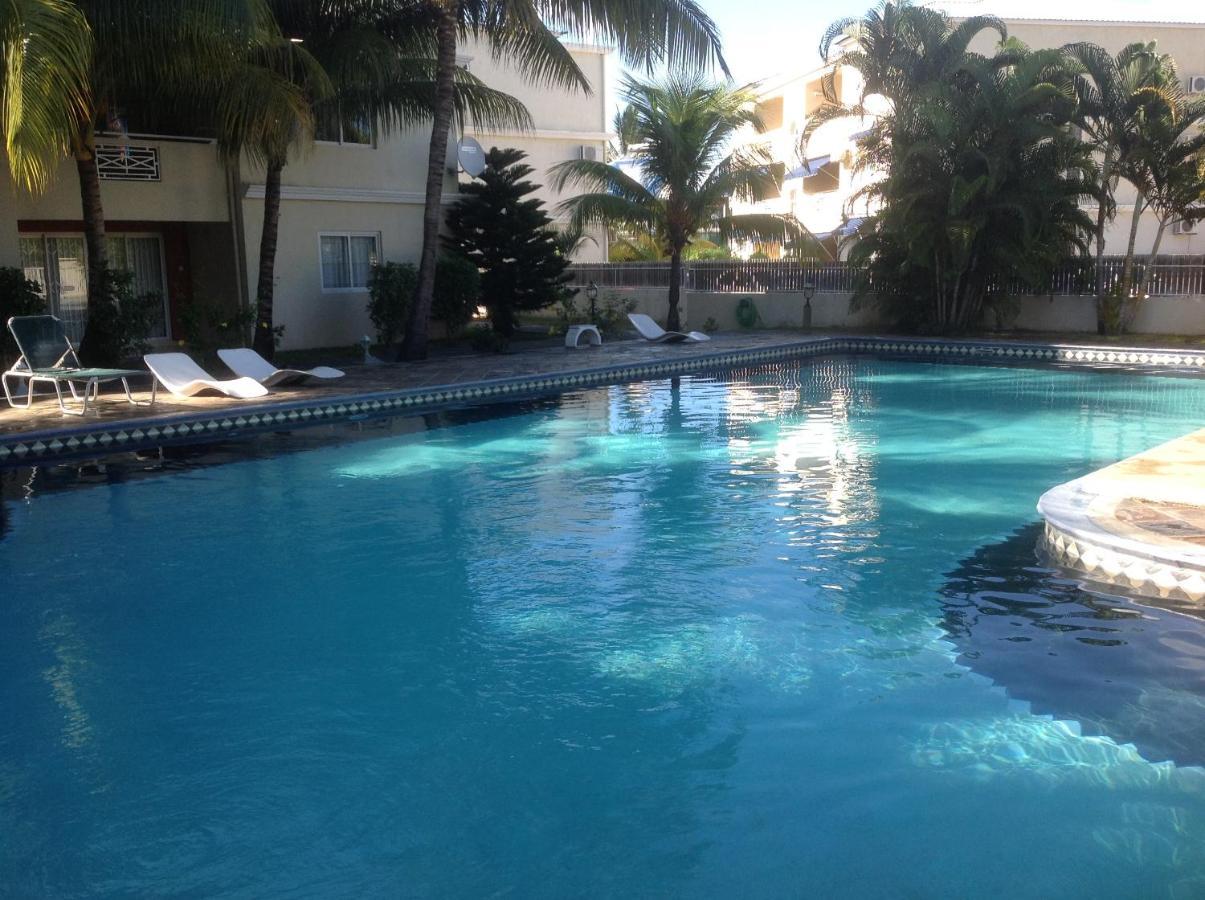 Lovely Apartment In Flic En Flac, Close To The Beach And All Amenities. Eksteriør billede