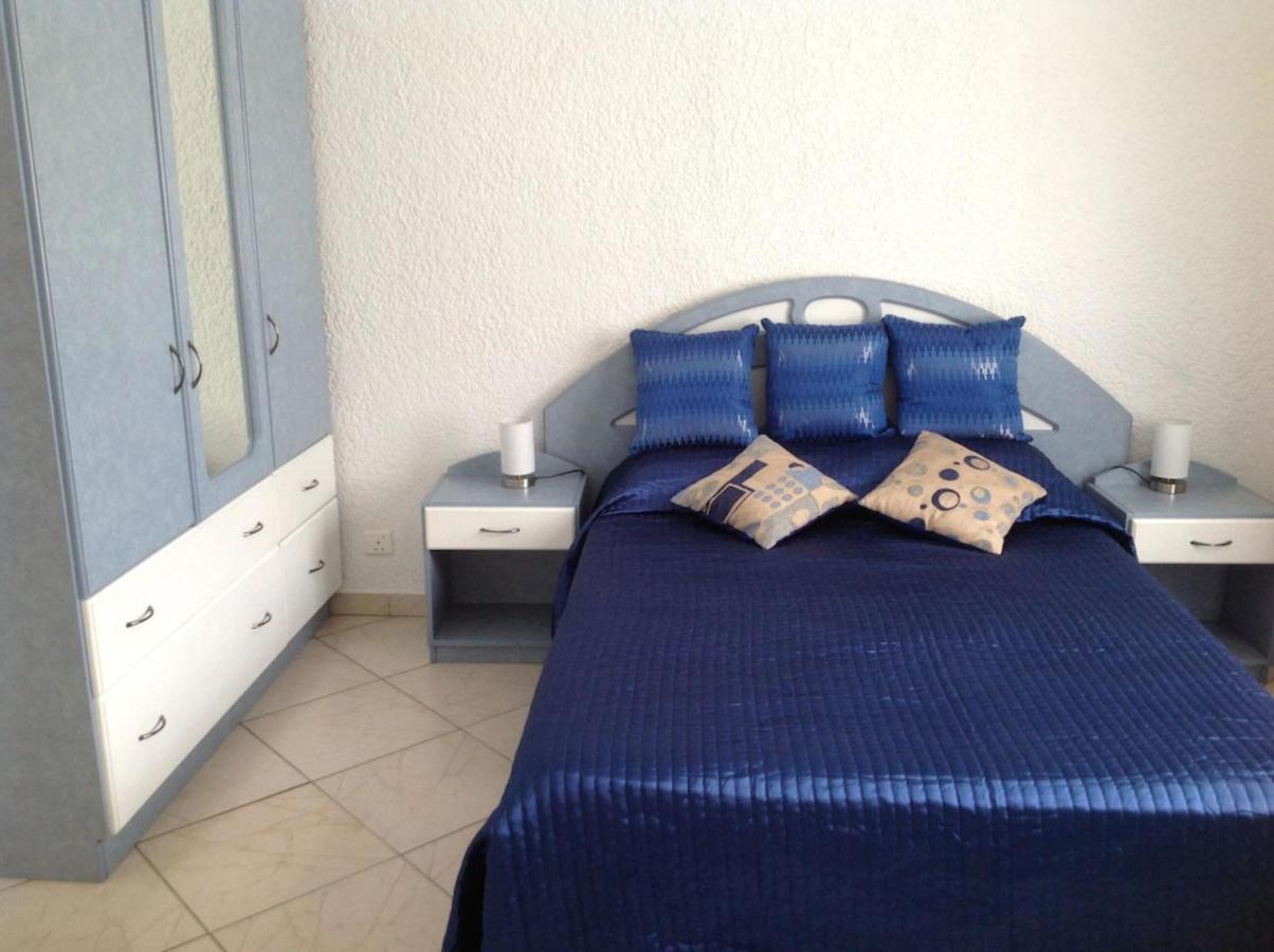 Lovely Apartment In Flic En Flac, Close To The Beach And All Amenities. Eksteriør billede